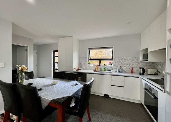  at 4/3 Arran Street, Avondale, Auckland City, Auckland