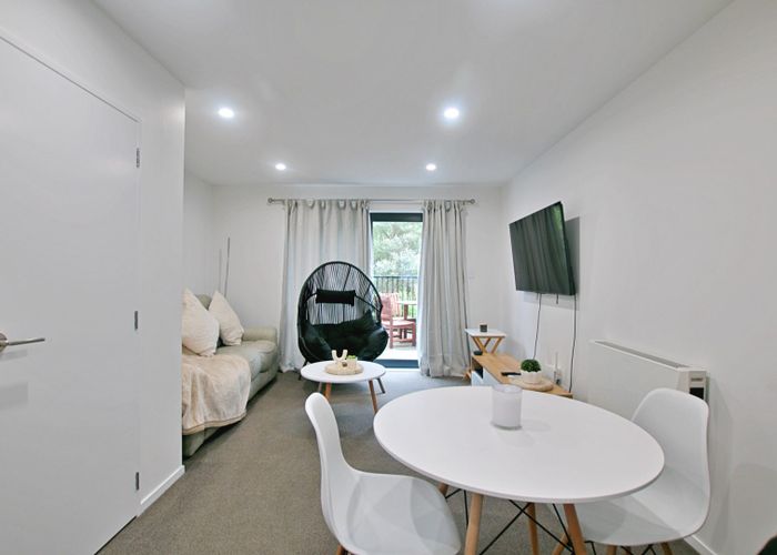 at 52 Raupeti Lane, Henderson, Waitakere City, Auckland