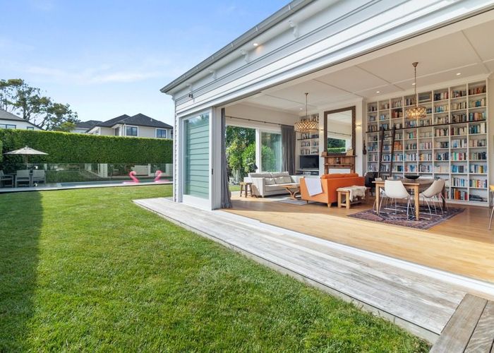  at 4 Matipo Street, Mount Eden, Auckland