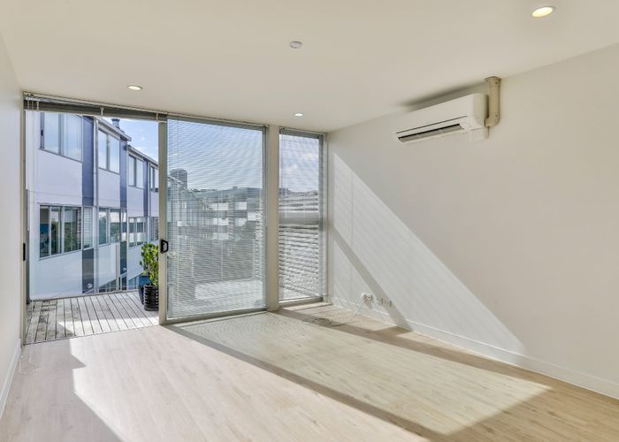  at 20F Fisher Point Drive, Freemans Bay, Auckland City, Auckland