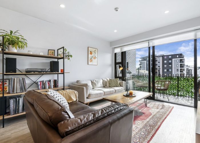  at 109/165 Lake Road, Northcote, North Shore City, Auckland