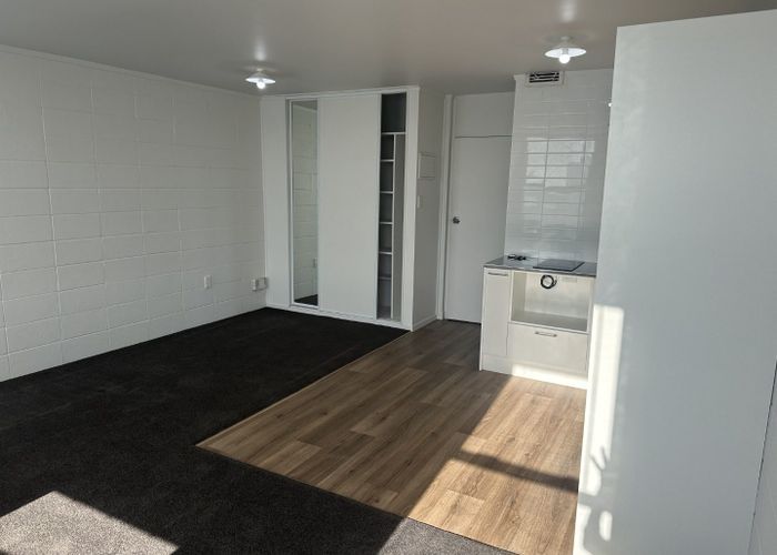  at 2/469 Dominion Road, Mount Eden, Auckland City, Auckland