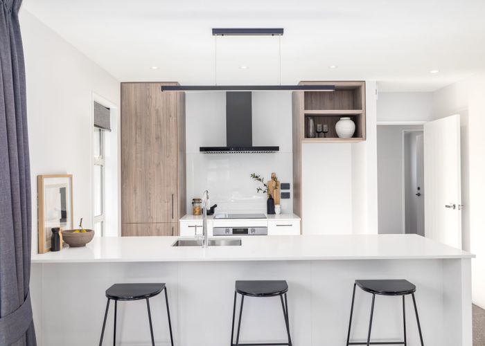  at 8c Wychwood Crescent, Bishopdale, Christchurch City, Canterbury