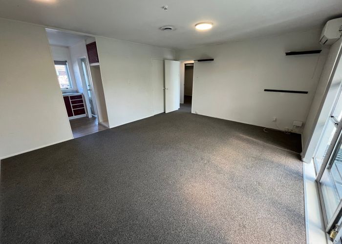  at 2/13 Latham Avenue, Pakuranga, Manukau City, Auckland