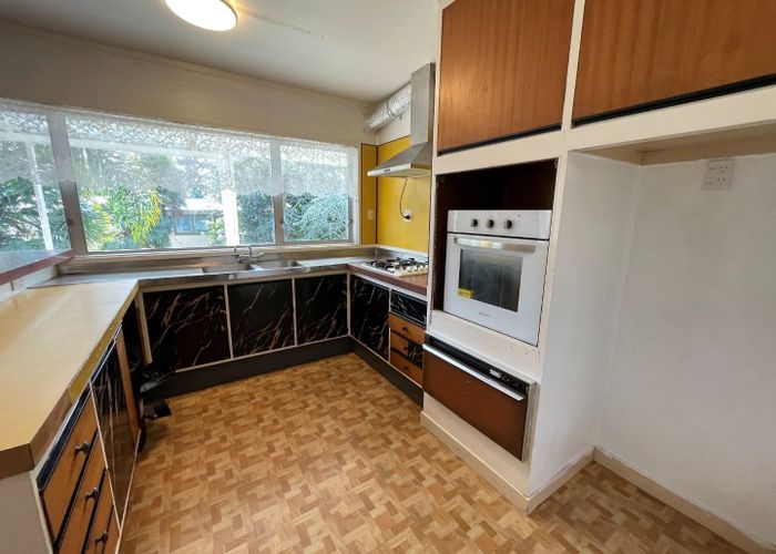  at 60B Te Atatu Road, Te Atatu South, Waitakere City, Auckland