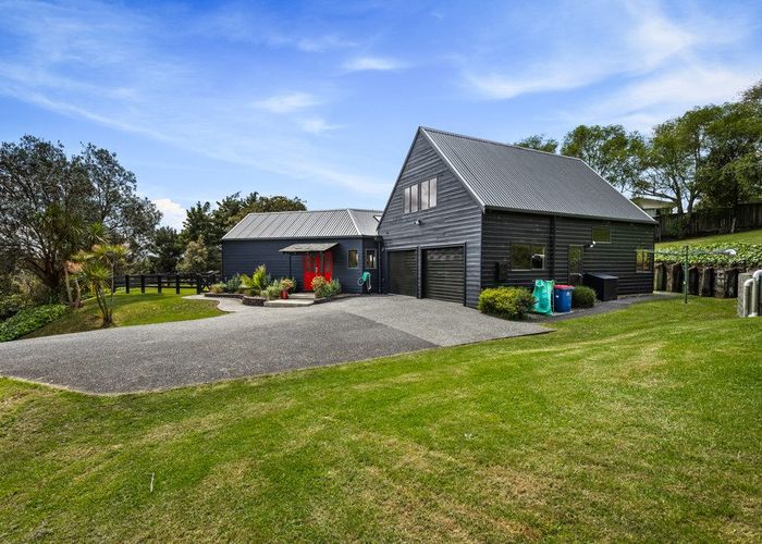  at 7 Attwood Road, Paremoremo, Auckland