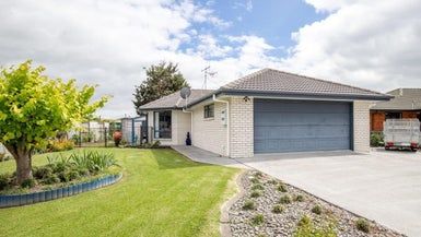  at 32 Benner Drive, Ngatea, Ngatea
