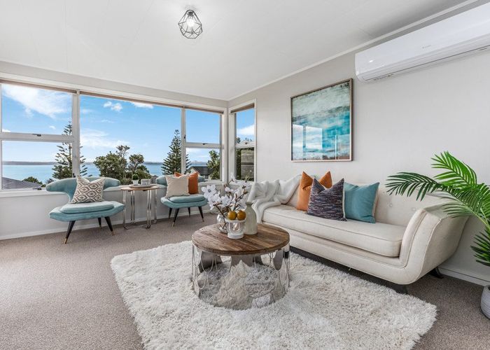  at 61 Pacific Parade, Army Bay, Whangaparaoa