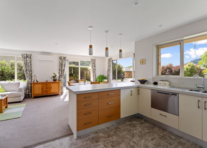  at 4 Whitby Close, Waikawa, Picton