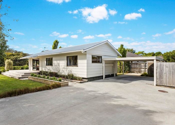  at 10 Rheingold Place, Huapai, Kumeu