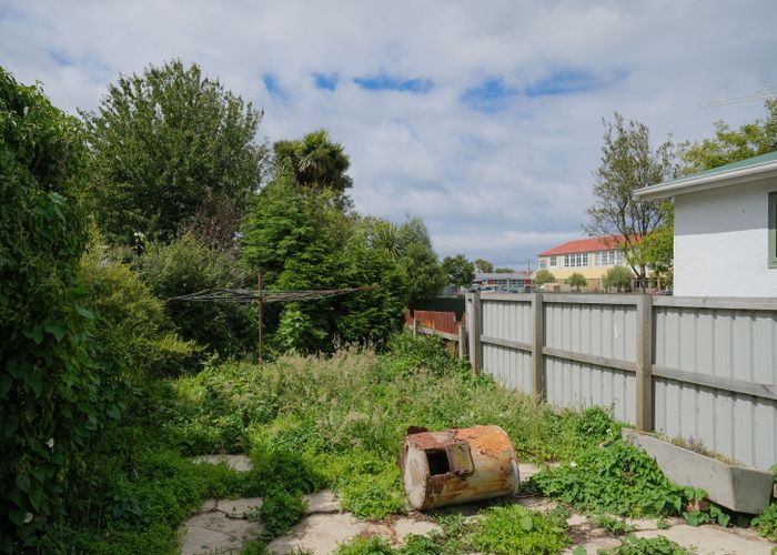  at 83 Macandrew Road, South Dunedin, Dunedin