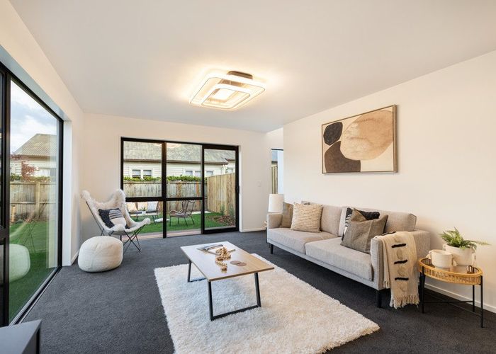  at 2/490 Cashel Street, Linwood, Christchurch City, Canterbury