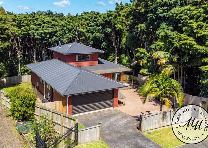  at 32 Paulownia Place, Totara Heights, Manukau City, Auckland