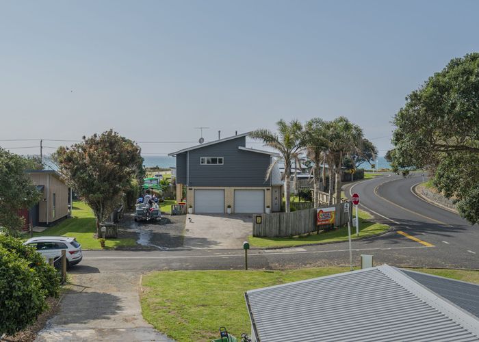  at 1 Hilldale Crescent, Kuaotunu West