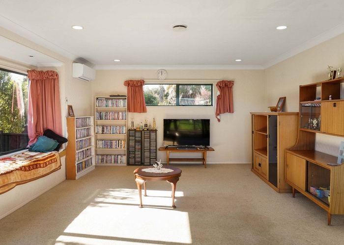  at 7 Meadowviews Drive, Welcome Bay, Tauranga, Bay Of Plenty