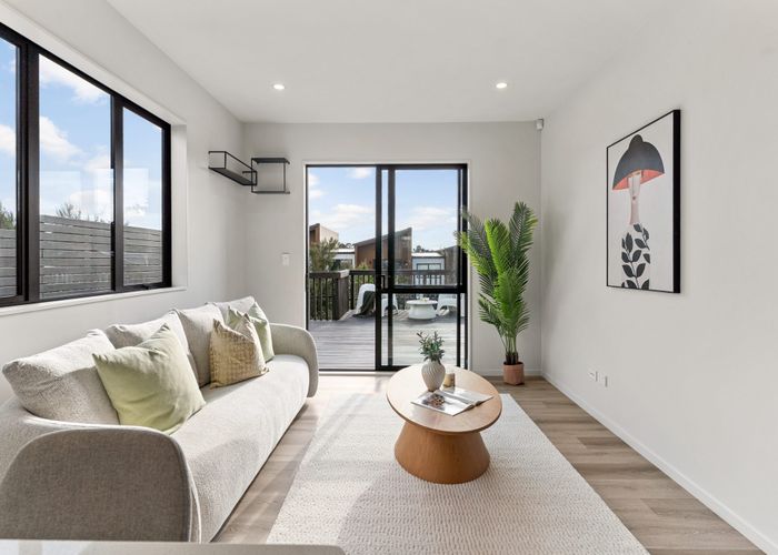  at 3 Hing Street, Flat Bush, Manukau City, Auckland