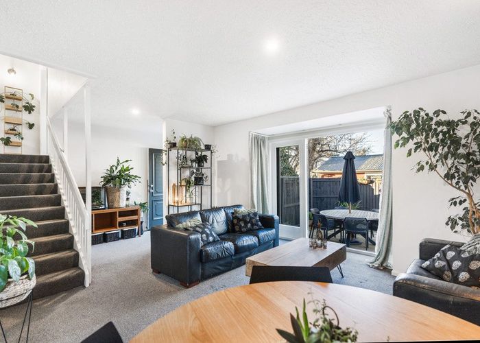  at 2/176 Riverlaw Terrace, Saint Martins, Christchurch