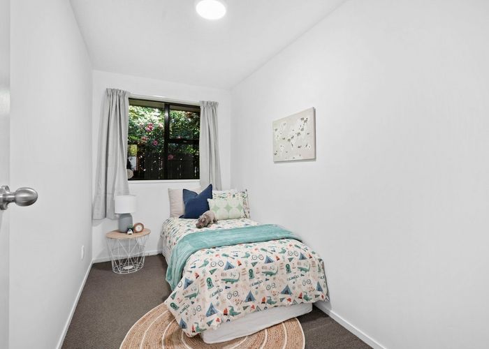  at 2/302A Ilam Road, Burnside, Christchurch