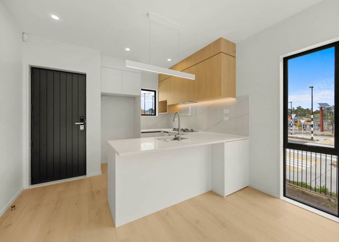  at 63 Whiteywood Street, Westgate, Waitakere City, Auckland