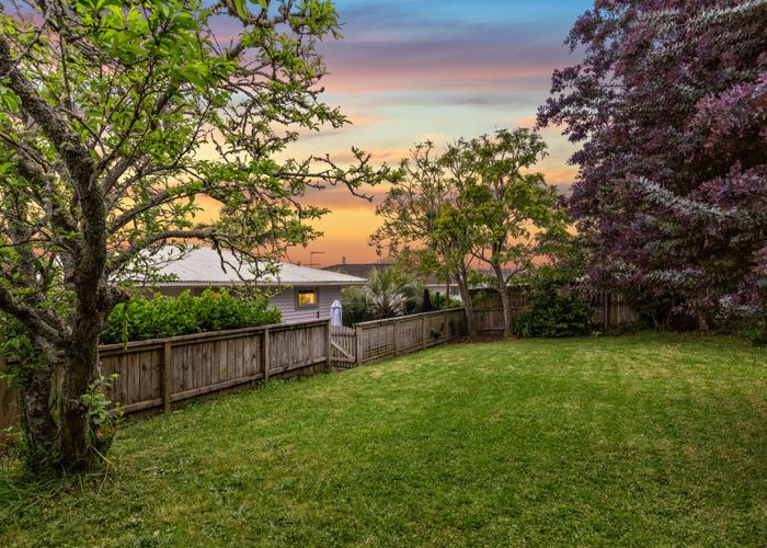  at 1/46 Sycamore Drive, Sunnynook, North Shore City, Auckland