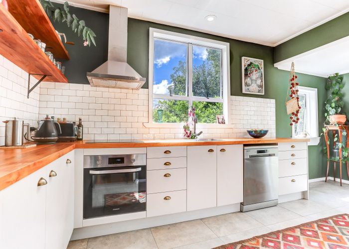  at 408 Kaiwhaiki Road, Whanganui