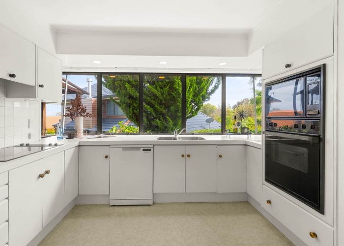  at 3 Currell Way, Somerville, Auckland
