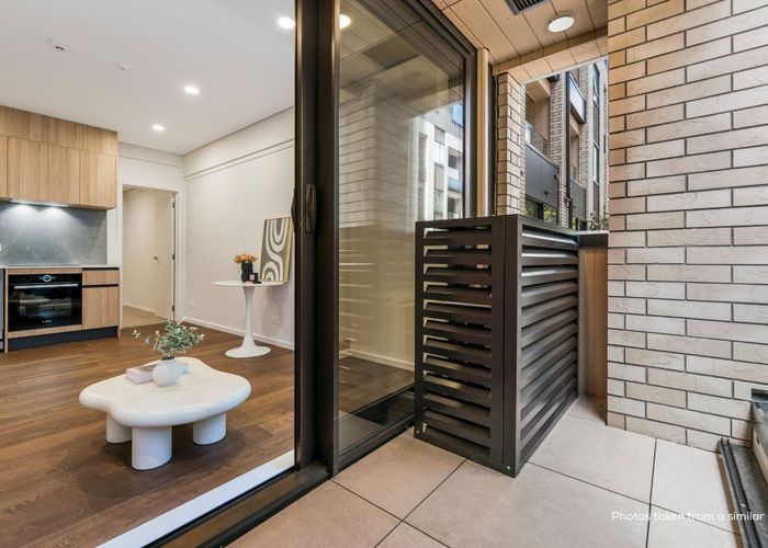  at 107/8 Meadowbank Road, Meadowbank, Auckland City, Auckland