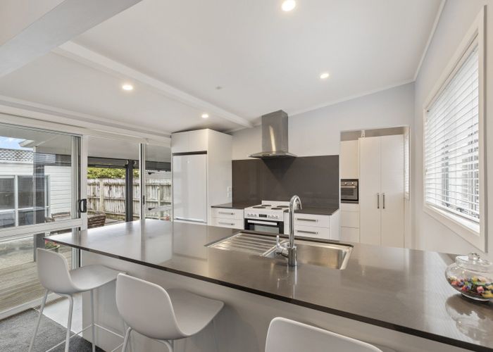  at 27 Tukapa Street, Westown, New Plymouth, Taranaki