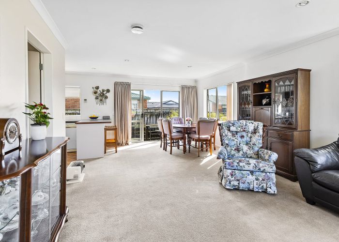  at 7 Pohutukawa Grove, Titahi Bay, Porirua