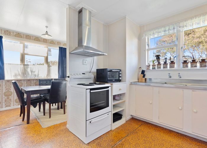  at 310 Ngatai Road, Bellevue, Tauranga, Bay Of Plenty