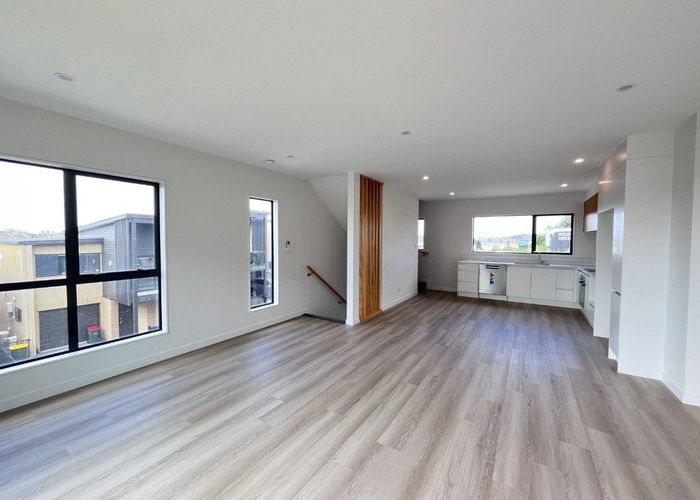  at 1 Battersby Lane, Windsor Park, North Shore City, Auckland
