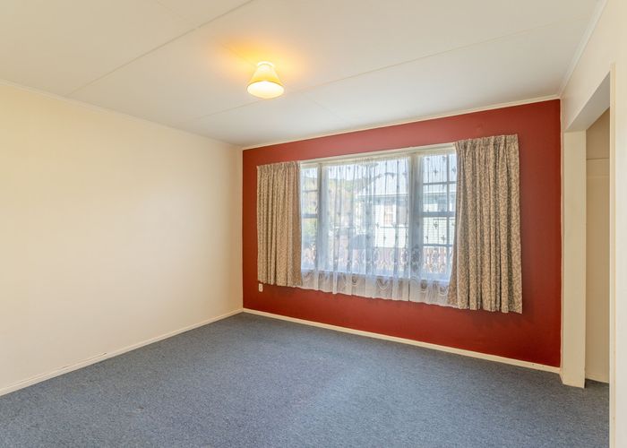  at 19 Te Arataura Street, Takapuwahia, Porirua