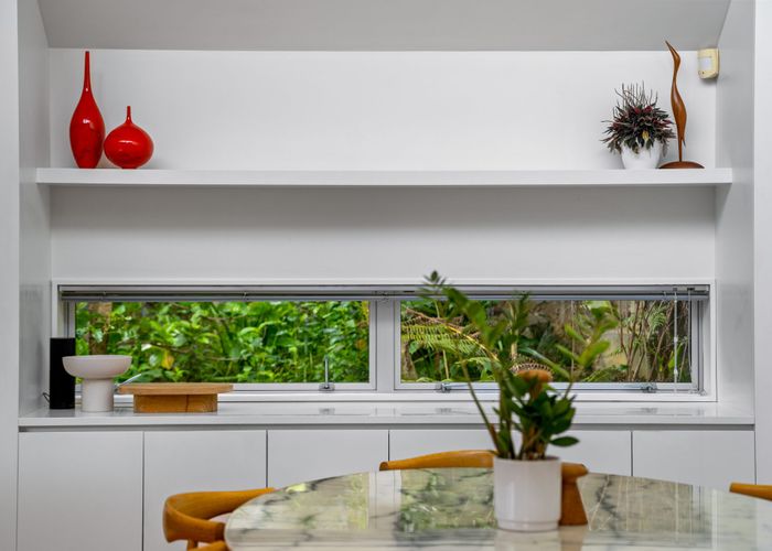 at 12B Parr Terrace, Castor Bay, Auckland