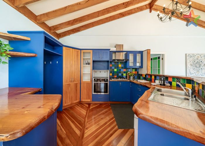  at 8B Awamutu Grove, Waiwhetu, Lower Hutt, Wellington