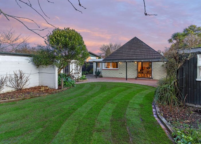  at 18 Guinness Crescent, Ilam, Christchurch