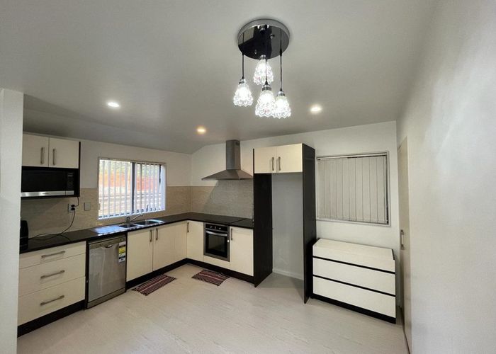  at 298 Birdwood Road, Massey, Auckland