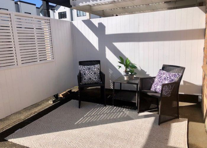  at 2/54 Symonds Street, Onehunga, Auckland