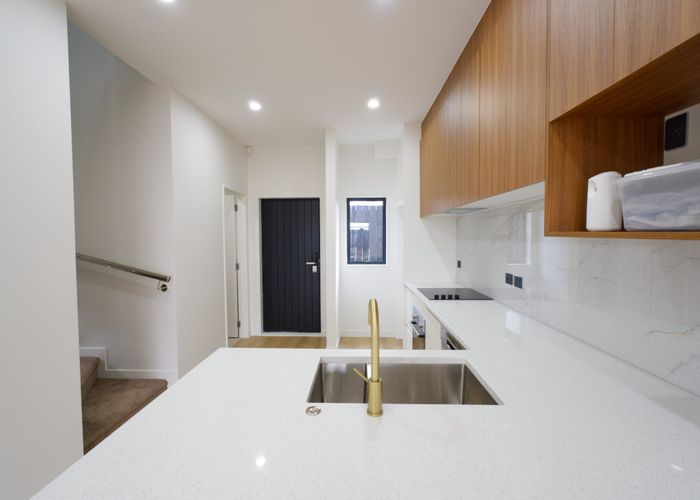  at 4/74 Burundi Avenue, Clendon Park, Manukau City, Auckland