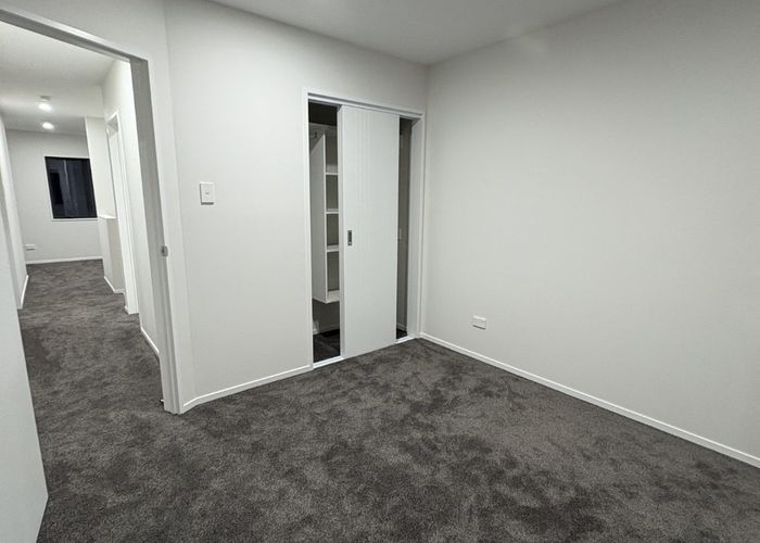 at 2/163 Bradbury road, Botany Downs, Manukau City, Auckland