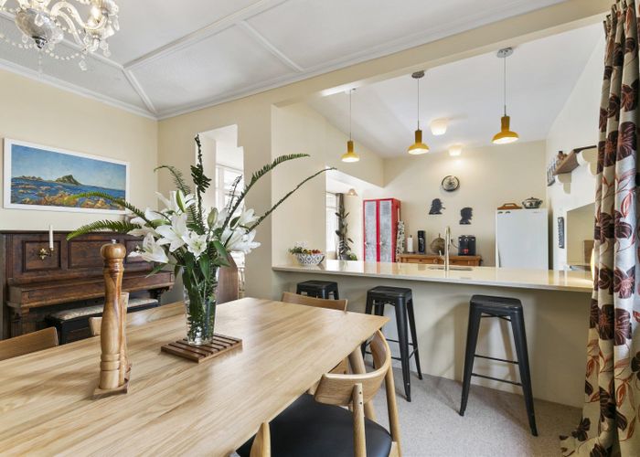  at 181 The Parade, Island Bay, Wellington