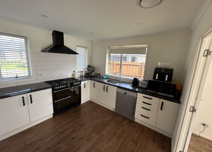 For rent 13 Riverboat Lane, Helensville, Rodney, Auckland homes.co.nz