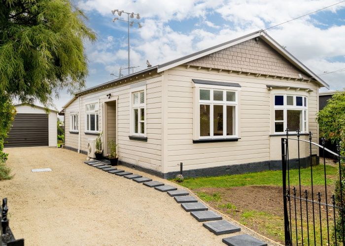  at 169 Surrey Street, Saint Clair, Dunedin