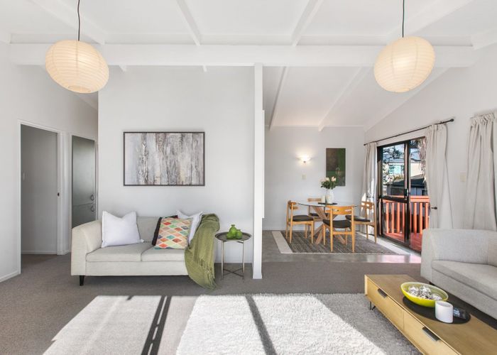  at 77A Oakdale Road, Mount Roskill, Auckland