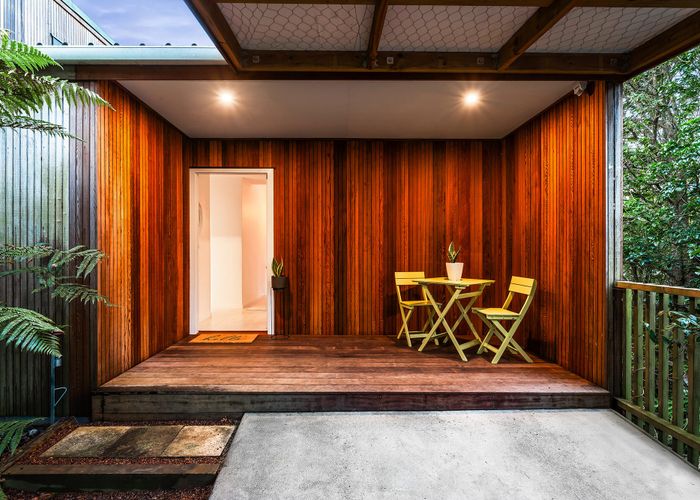  at 1/68 Braemar Road, Castor Bay, Auckland