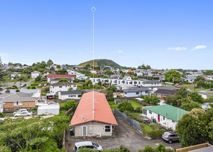  at 1/93 Barrack Road, Mount Wellington, Auckland City, Auckland