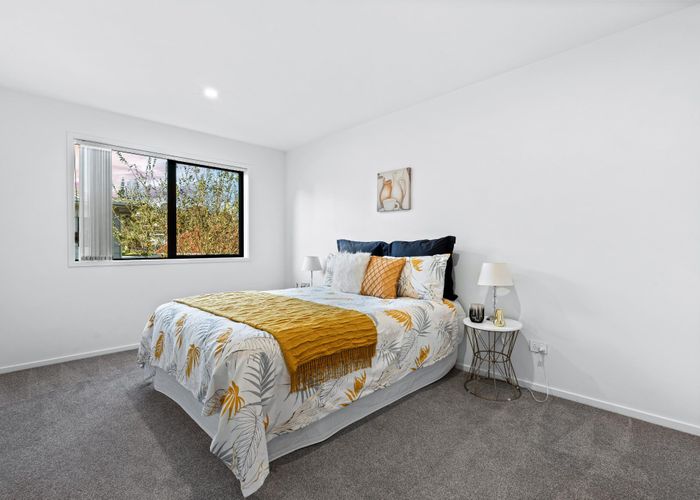  at 6d Buisson Glade, West Harbour, Waitakere City, Auckland