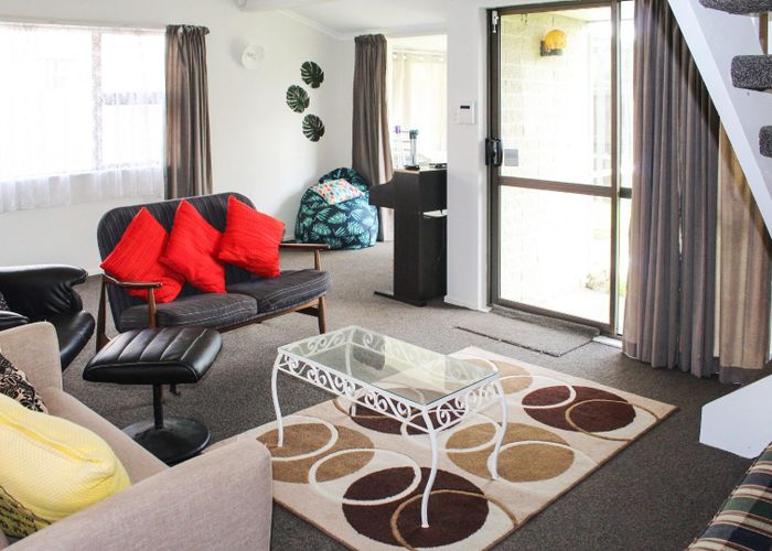  at 576 Main Street, Palmerston North, Palmerston North