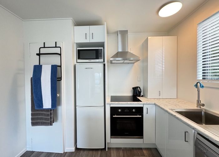  at 2/140 Breaker Bay Road , Seatoun Bays, Wellington, Wellington
