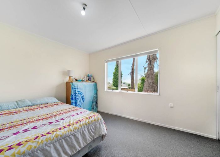  at 7  Oreti Place, Clover Park, Manukau City, Auckland