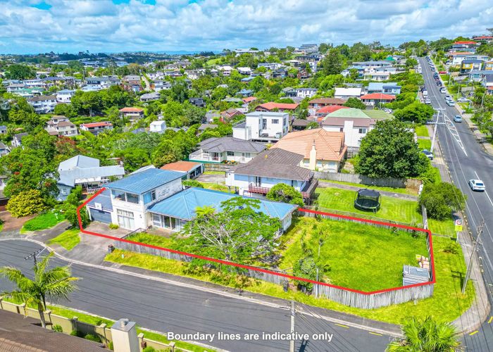  at 10 Gull Lane, Mairangi Bay, North Shore City, Auckland